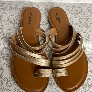 Arizona jean co sandals, size 9